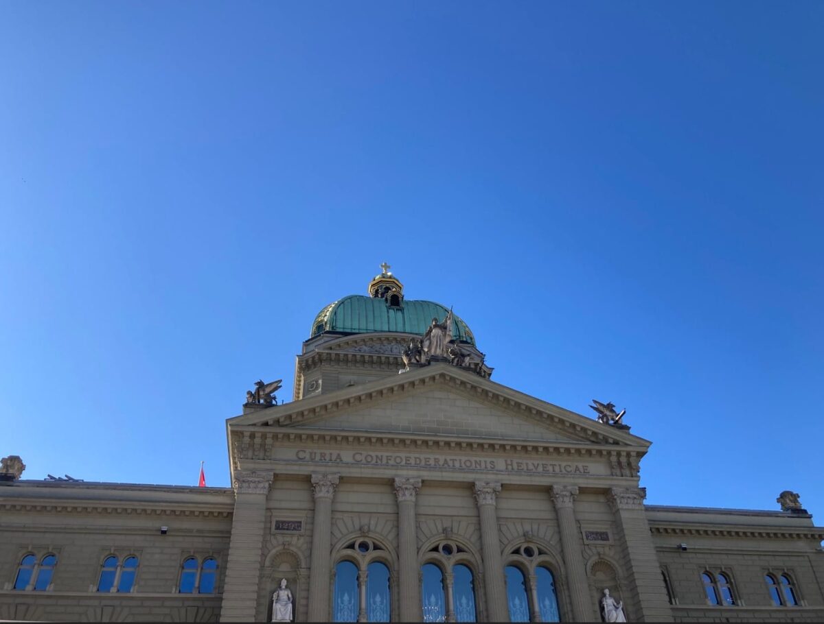 Bundeshaus_Himmel