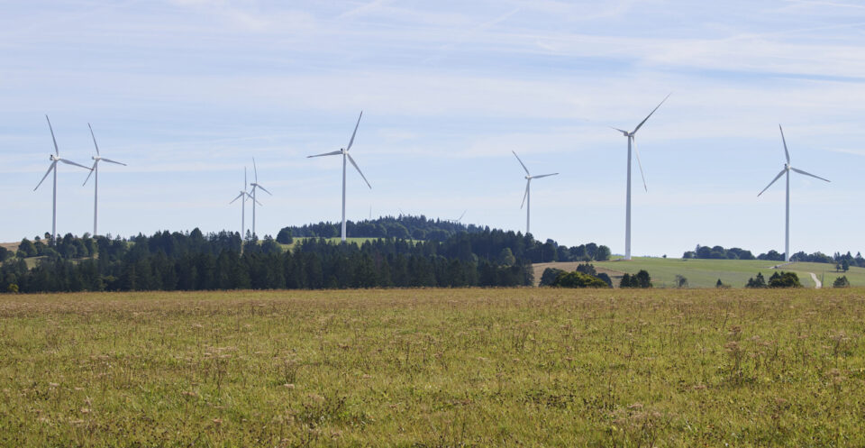 Eoliennes/Windturbinen (Juvent) Mont Soleil-Mont Crosin, Courtelary, 24.08.2022


© Photo 
Corinne Aeberhard
Route de Villarepos 16
1580 Donatyre
079 816 77 64
corinne.aeberhard@bluewin.ch